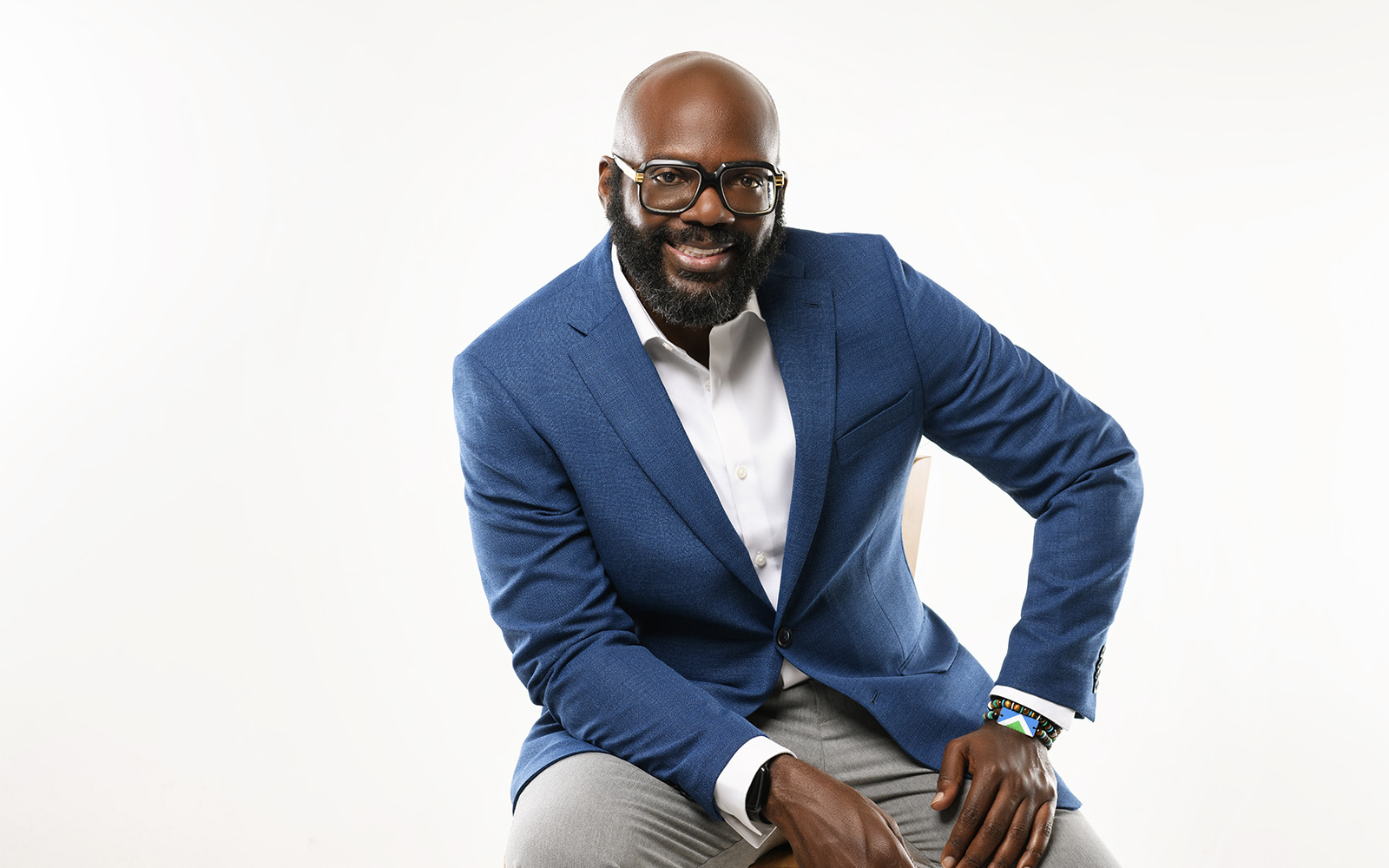 Sean A. Russell professional headshot 2023. Photo credit: Xavier Russell